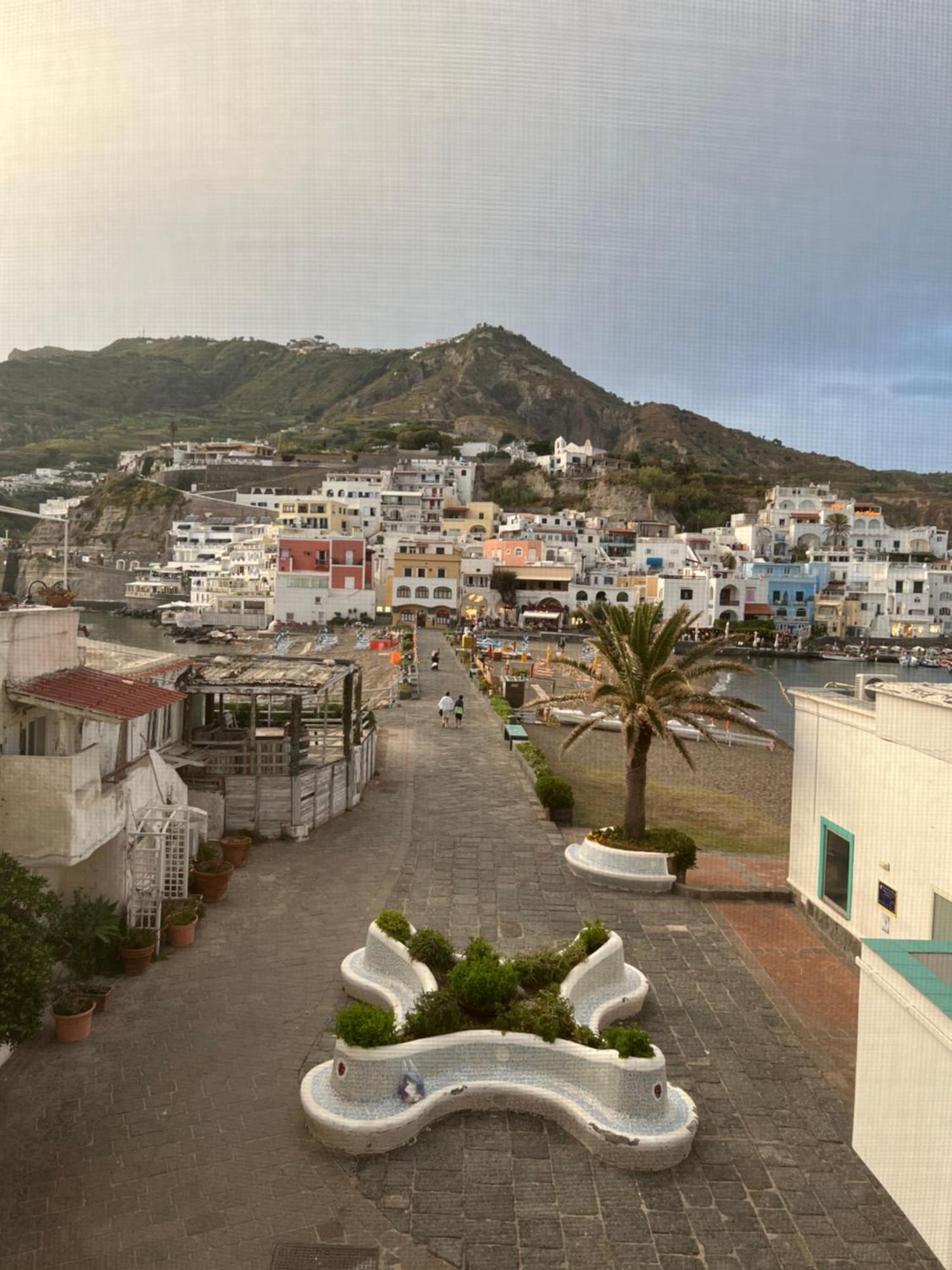 Casa Francesco Seaside Apartment Sant'Angelo  ภายนอก รูปภาพ