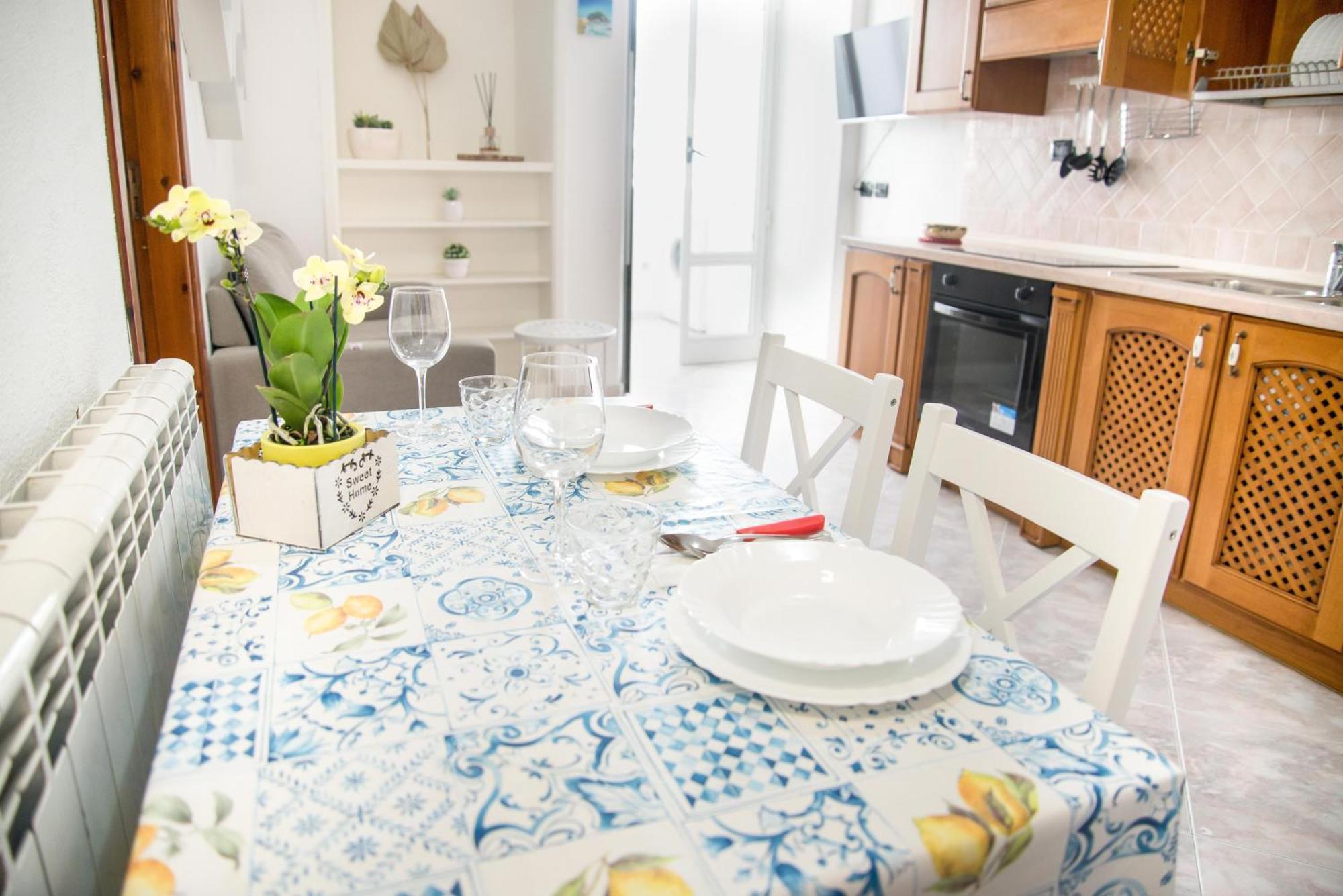 Casa Francesco Seaside Apartment Sant'Angelo  ภายนอก รูปภาพ